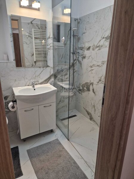 Oltenitei, inchiriez apartament 2 camere proaspat zugravit, mobila noua, centrala.